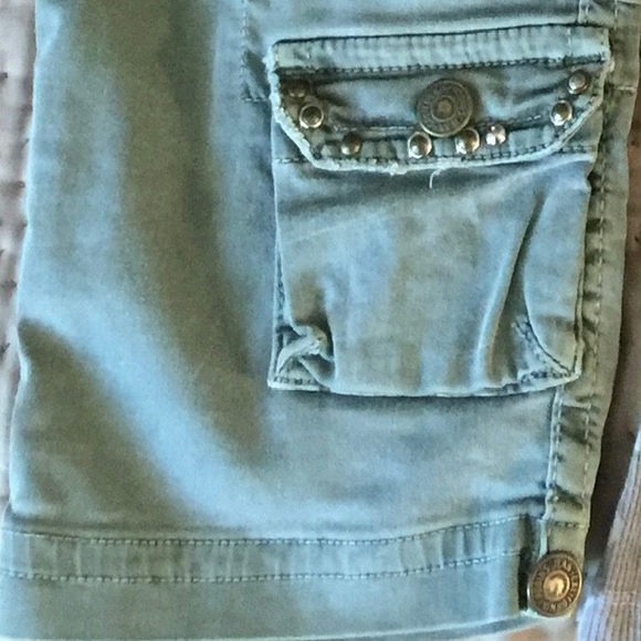 ROBIN’S JEANS, Shorts - Picture 10 of 12